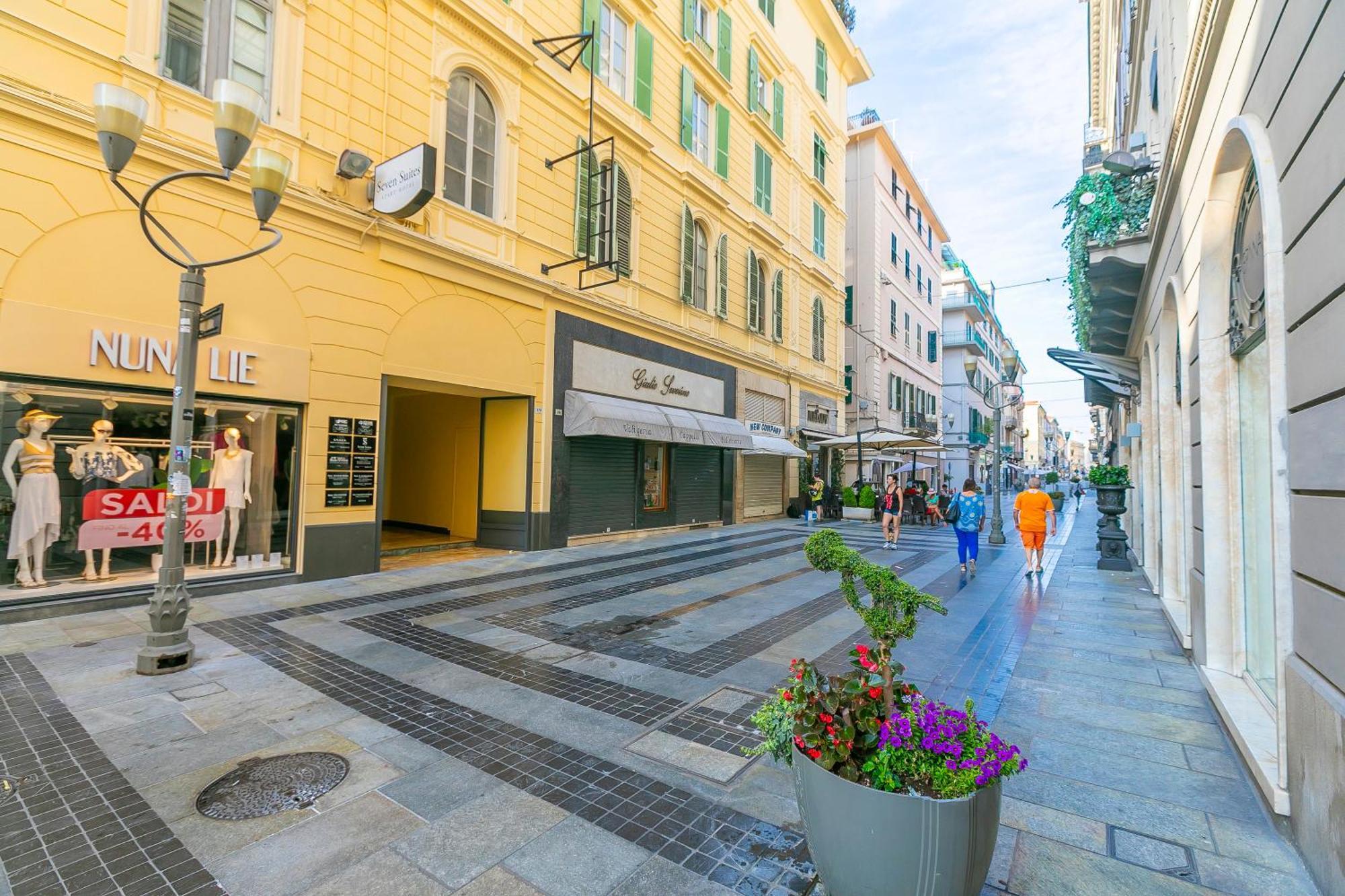 Seven Suites Apartments - Via Matteotti 178 Sanremo Rum bild
