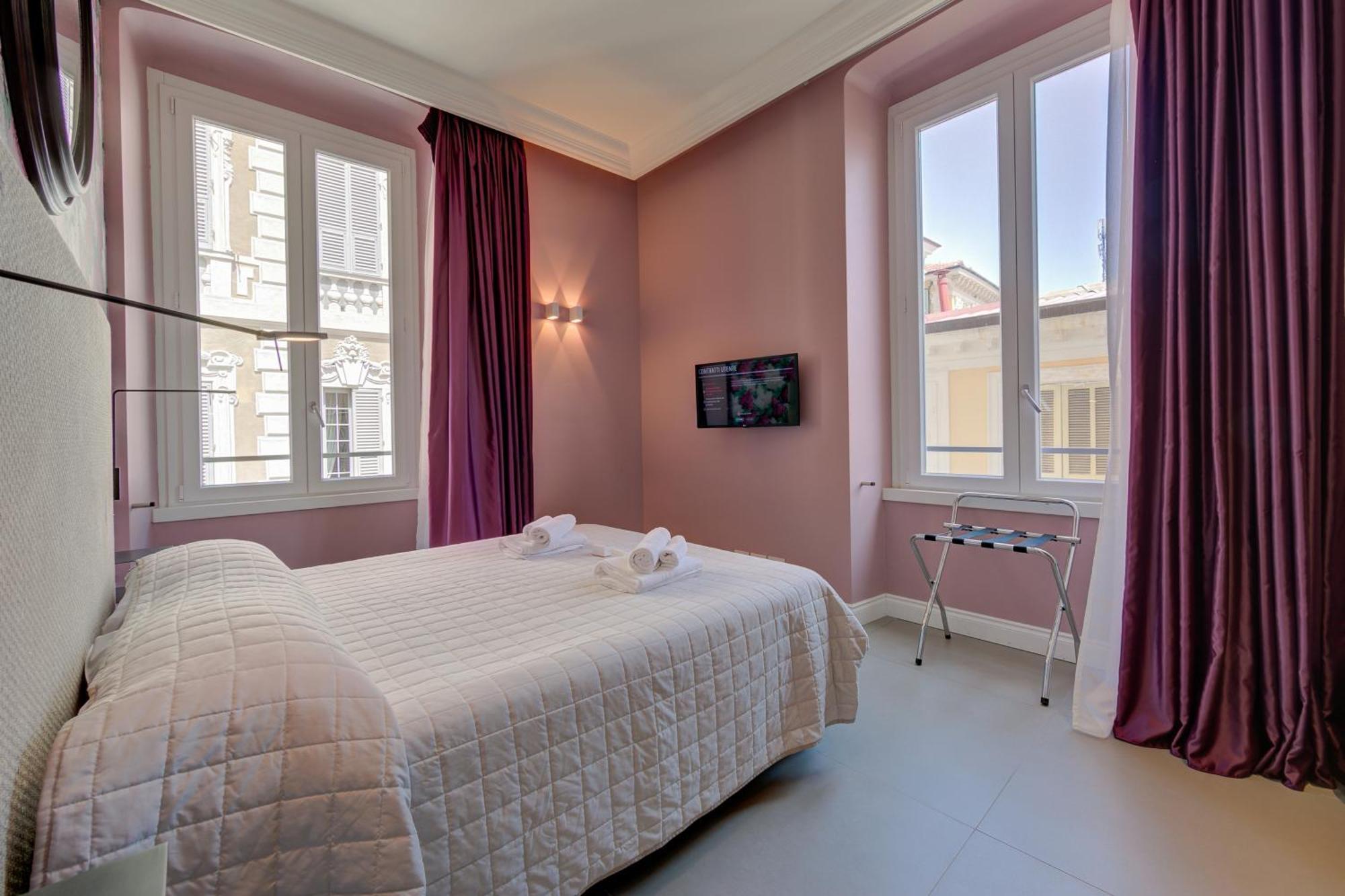 Seven Suites Apartments - Via Matteotti 178 Sanremo Exteriör bild