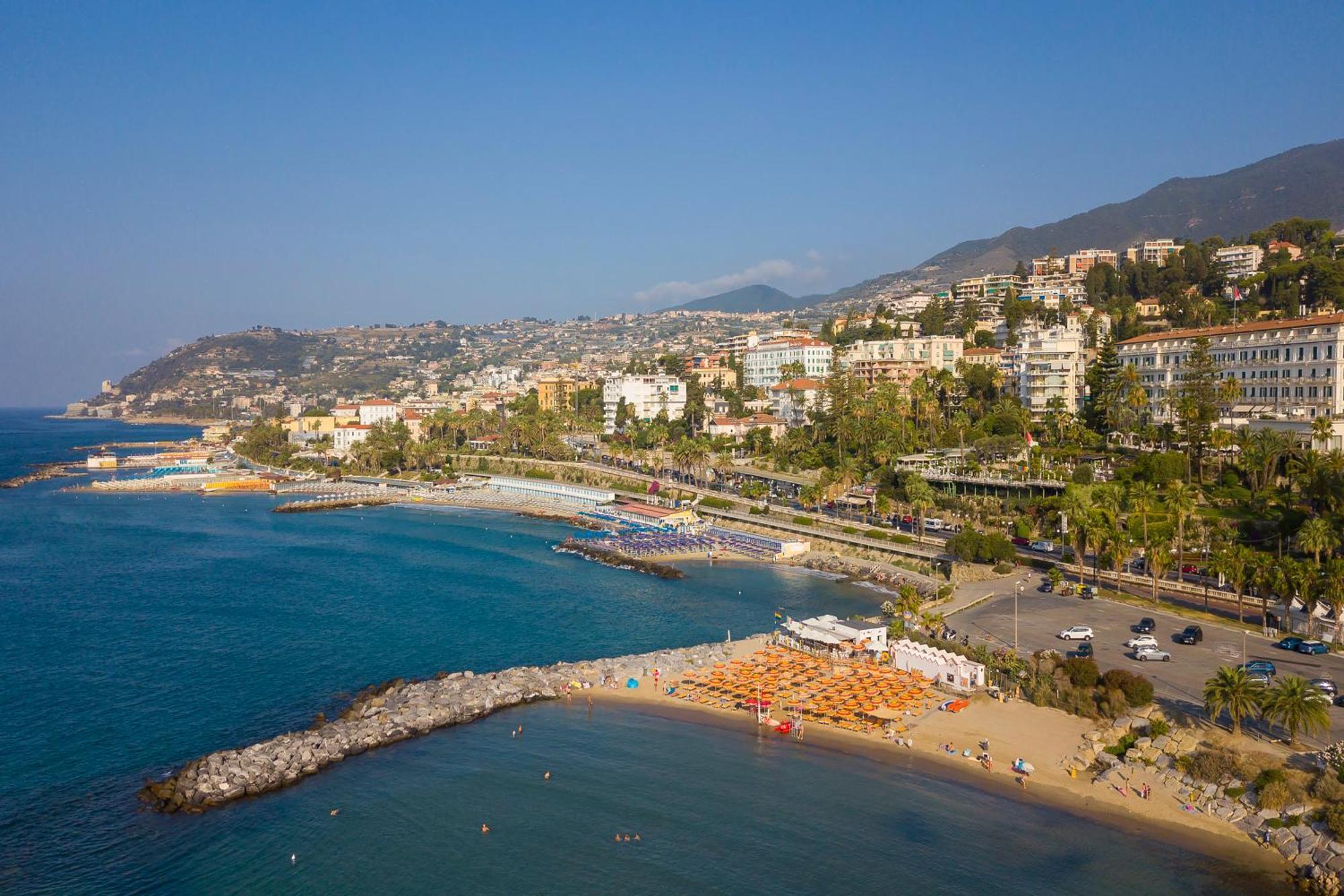 Seven Suites Apartments - Via Matteotti 178 Sanremo Exteriör bild